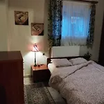 Cozy For 4 Λάβδα
