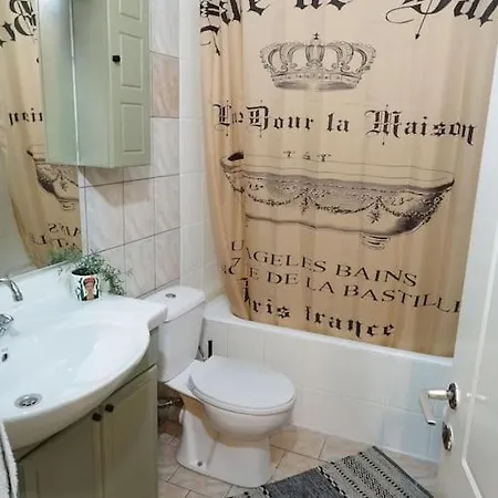 Cozy For 4 Ferienhaus